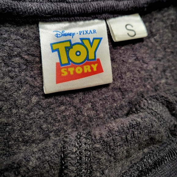 Toy Story Cropped Pizza Planet Crewneck- Fit Size Medium/Large - Picture 4 of 4